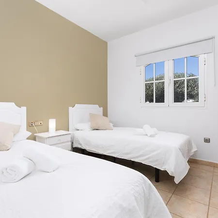 Home2book Luxury Escape, Private Pool & Bbq Βίλα