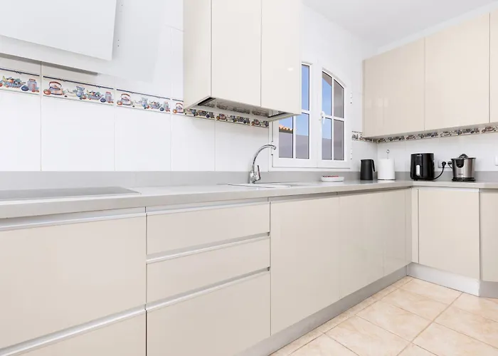 Villa Home2book Luxury Escape, Private Pool & Bbq *