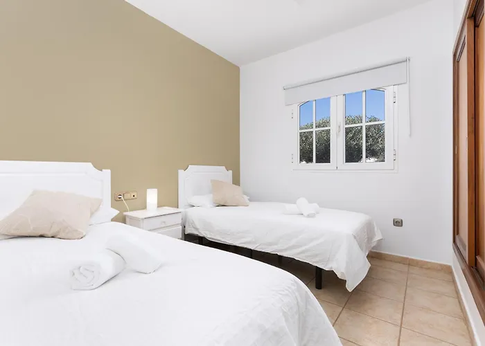 Home2book Luxury Escape, Private Pool & Bbq Villa